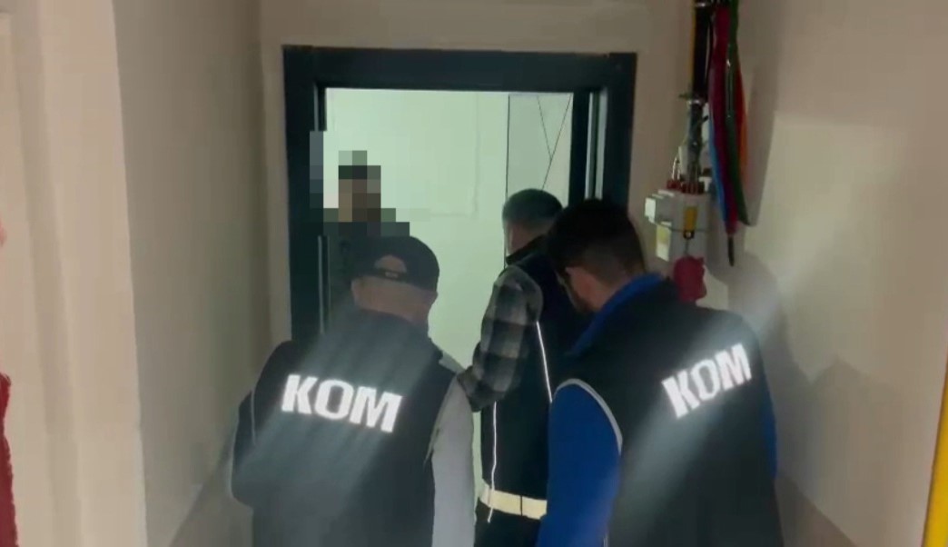 karabukte-sahte-11-bin-700-dolar-ele-gecirildi
