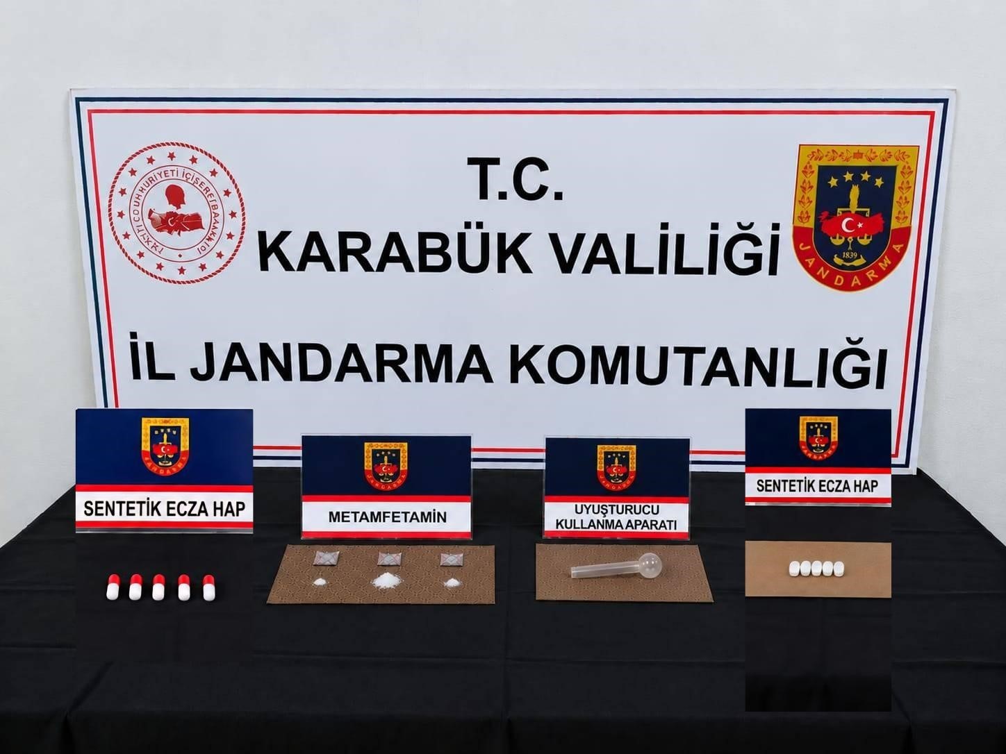 karabukte-uyusturucu-ve-kacak-tutun-operasyonu-11-supheli-adliyeye-sevk-edildi