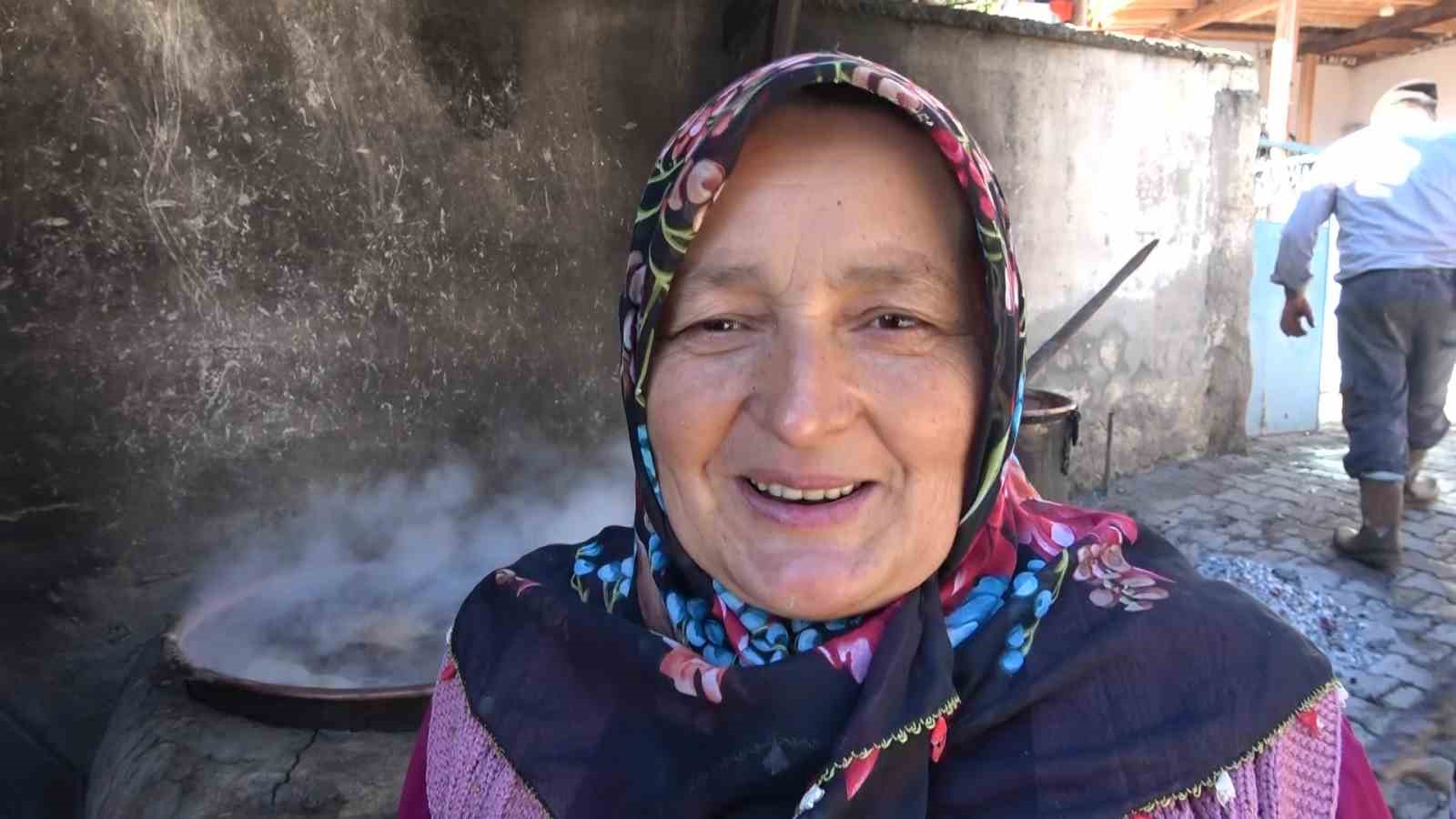 pekmez-icin-daglari-deliyorlar