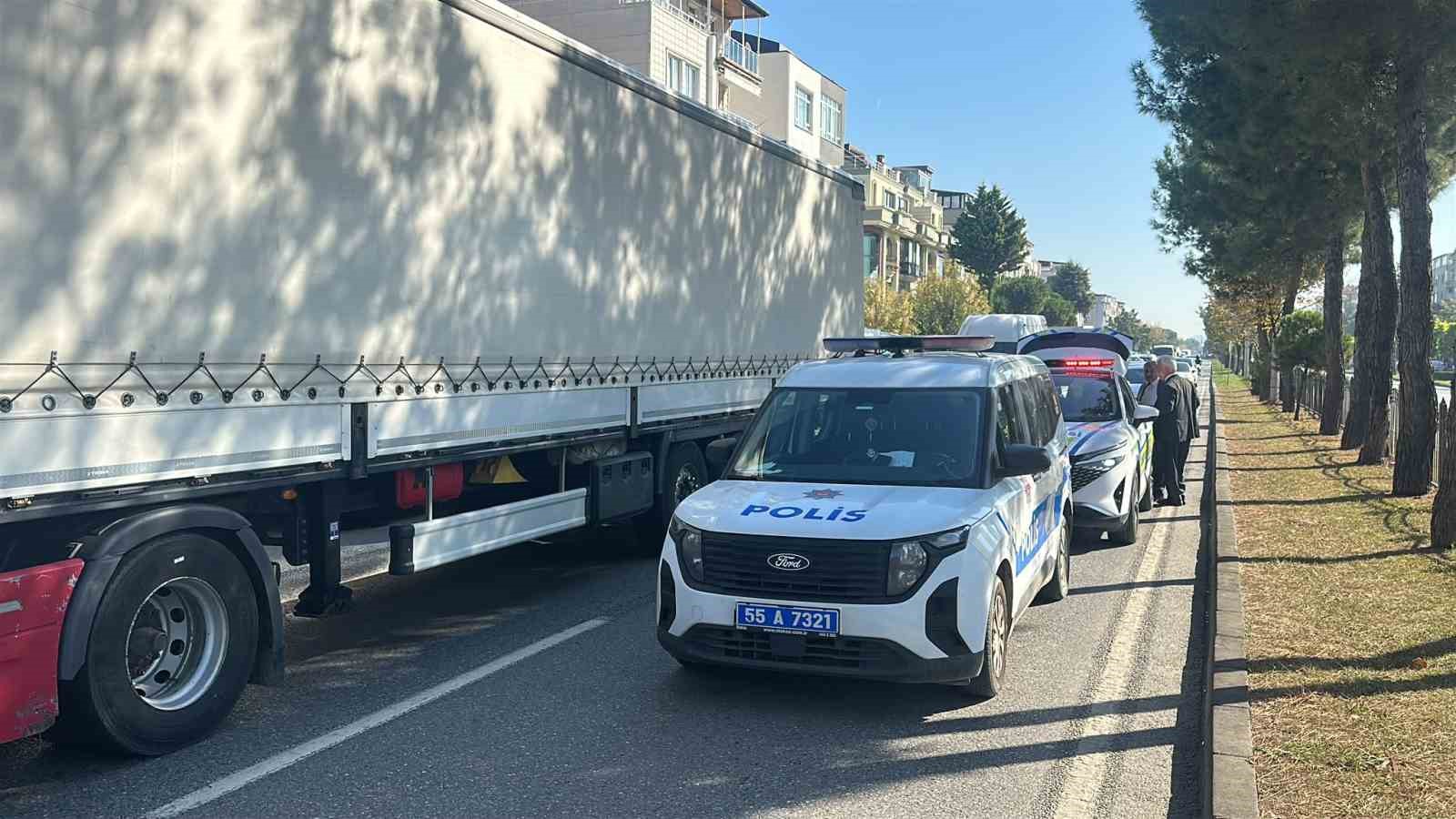 samsunda-otomobil-ile-motosiklet-carpisti-1-yarali