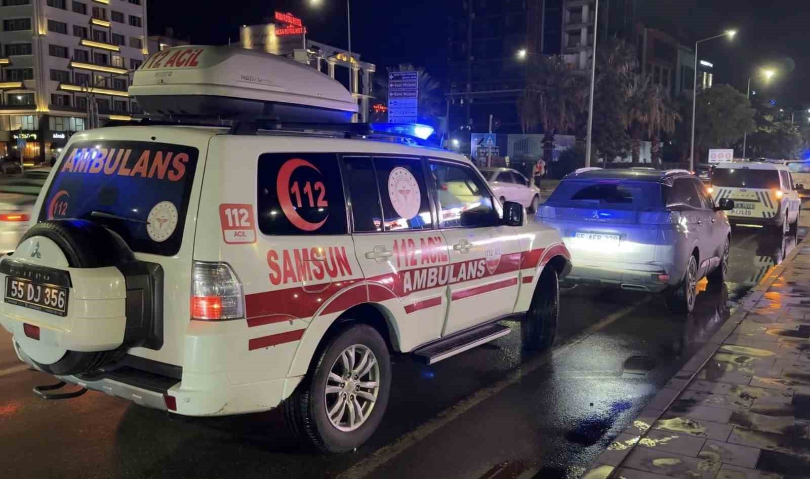 samsunda-suv-aracin-carptigi-yaya-yaralandi