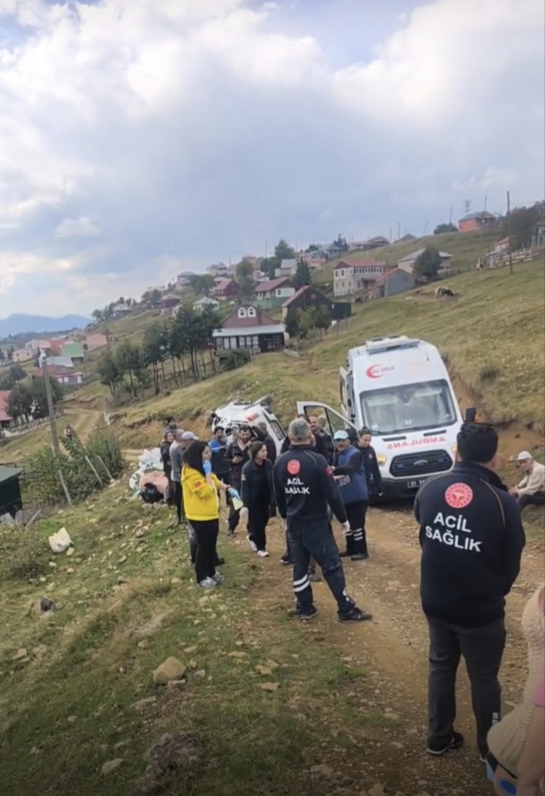 sis-dagi-yaylasinda-trafik-kazasi-4-yarali