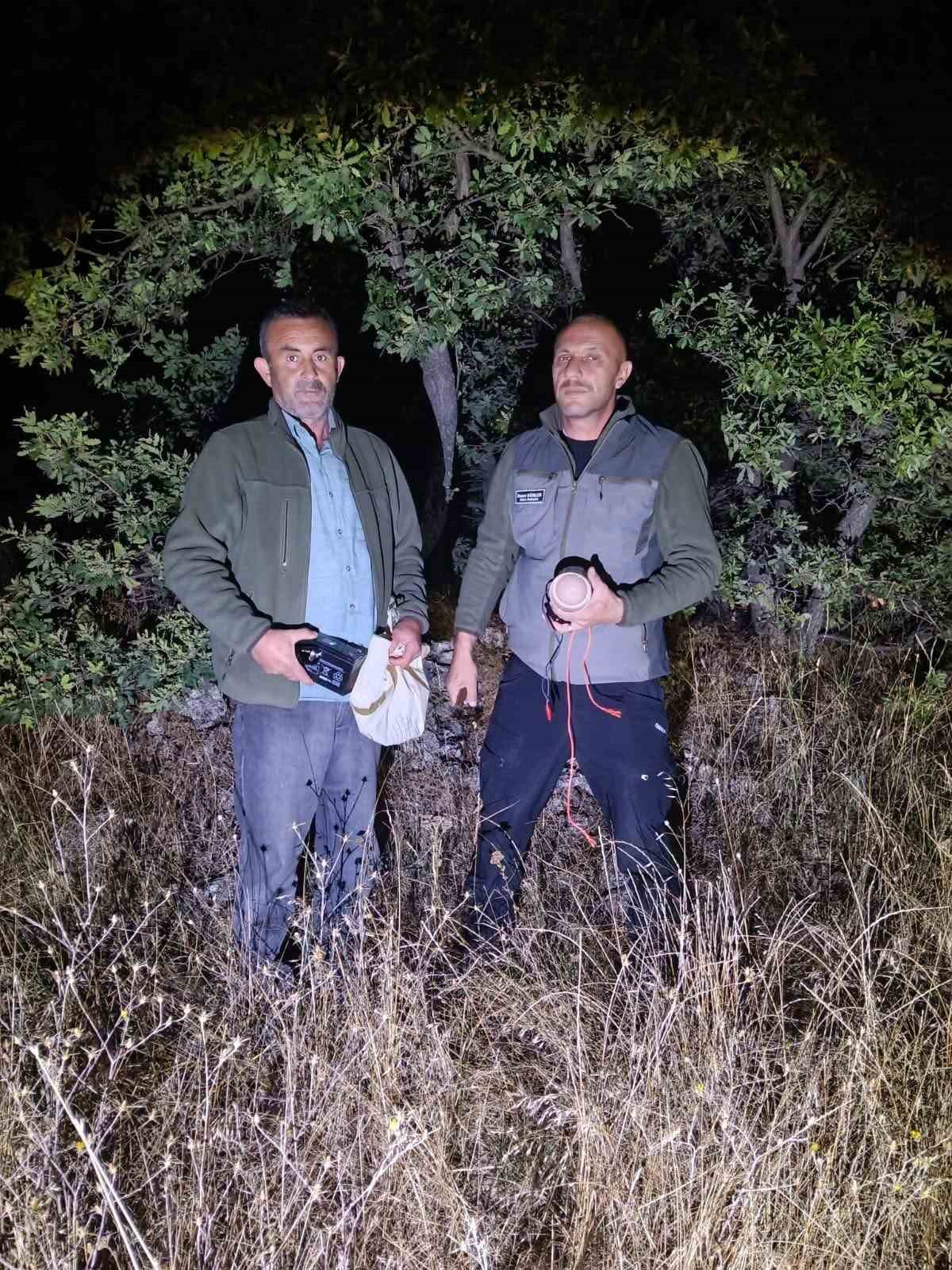 tokatta-kacak-avcilikta-kullanilan-12-ses-cihazi-ele-gecirildi