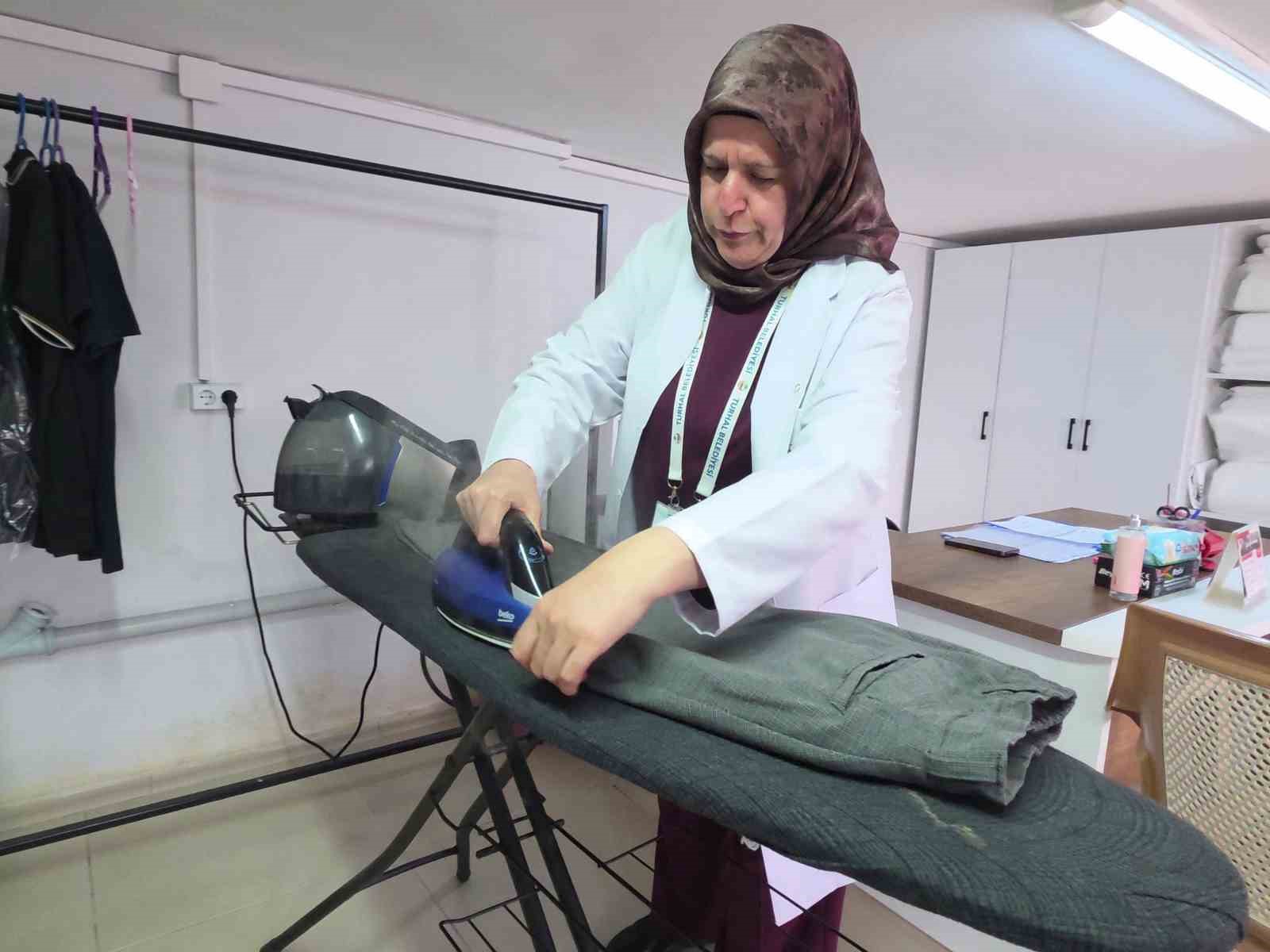 turhal-belediyesinden-universite-ogrencilerine-ucretsiz-camasir-yikama-hizmeti