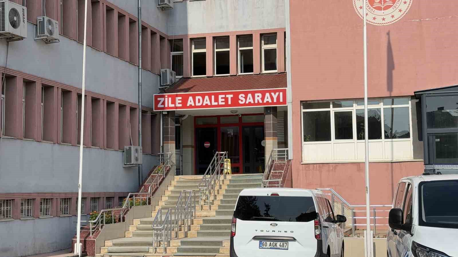 aracta-olu-bulunmustu-2-yil-sonra-esini-kasten-oldurme-suclamasiyla-hakim-karsisina-cikti