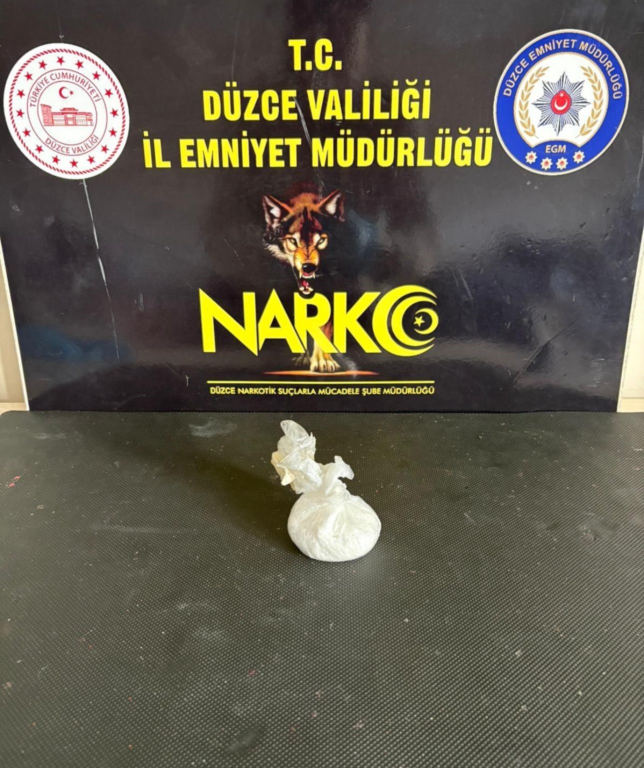 duzcede-uyusturucu-operasyonunda-2-kisi-tutuklandi