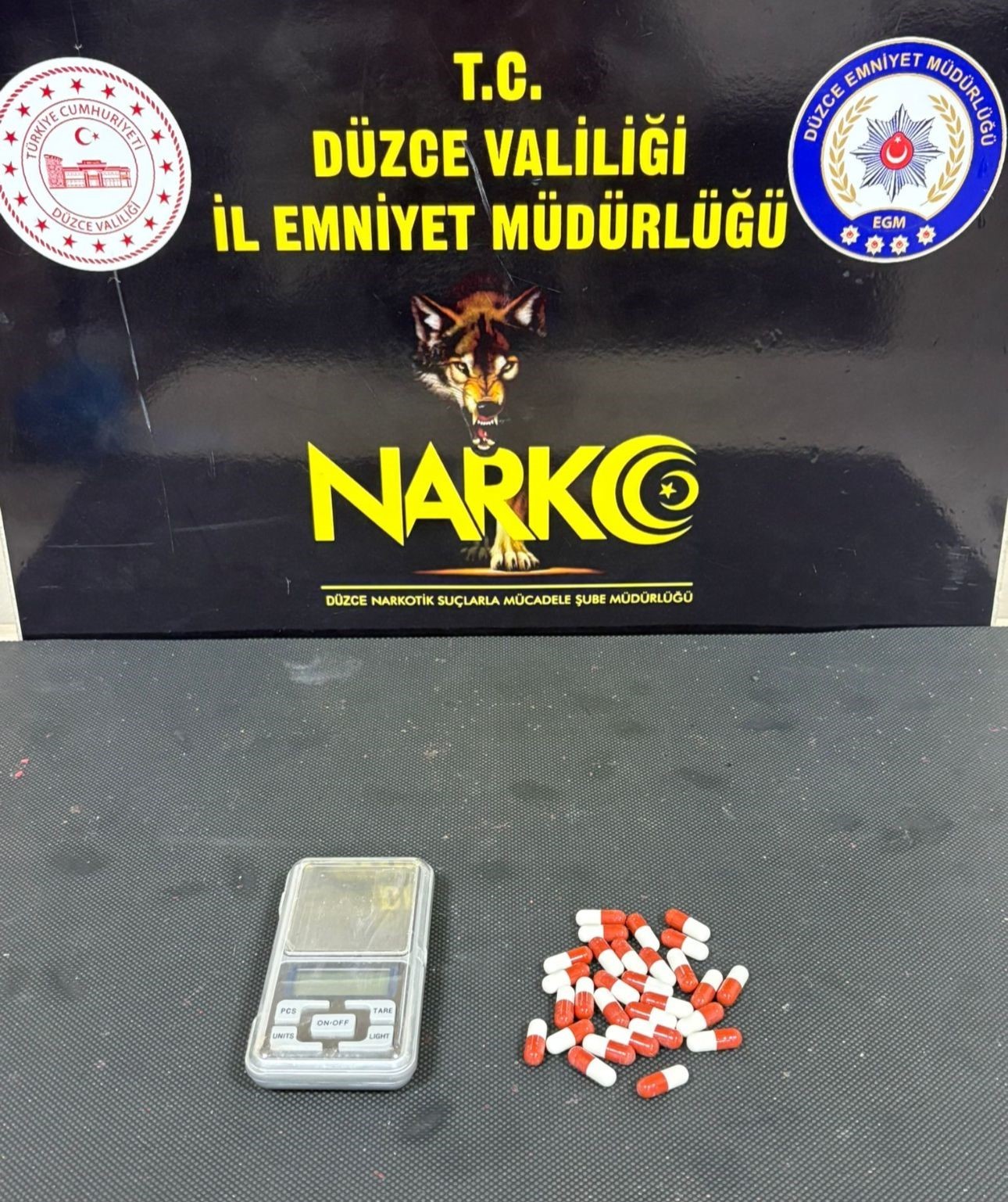 duzcede-uyusturucu-operasyonunda-3-tutuklama