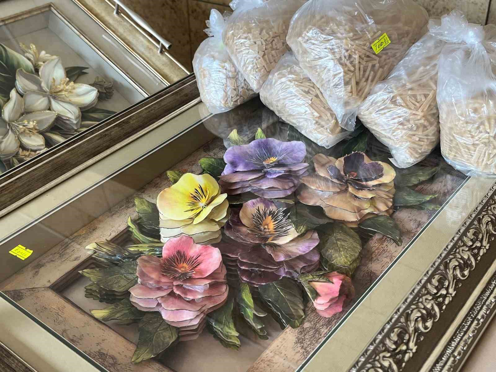 el-emegi-urunler-tezgaha-cikti-kadin-ureticiler-aile-ekonomisine-katki-sagliyor