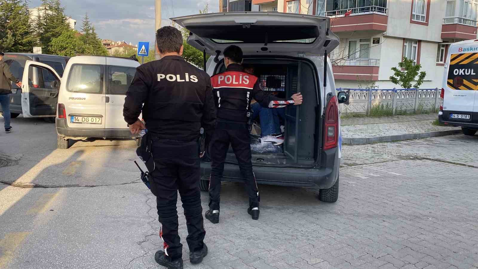 polise-ehliyetsiz-yakalanan-surucu-132-promil-alkollu-cikti