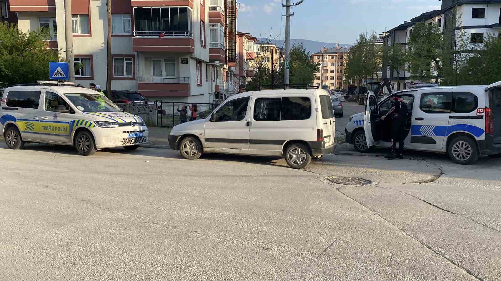 polise-ehliyetsiz-yakalanan-surucu-132-promil-alkollu-cikti