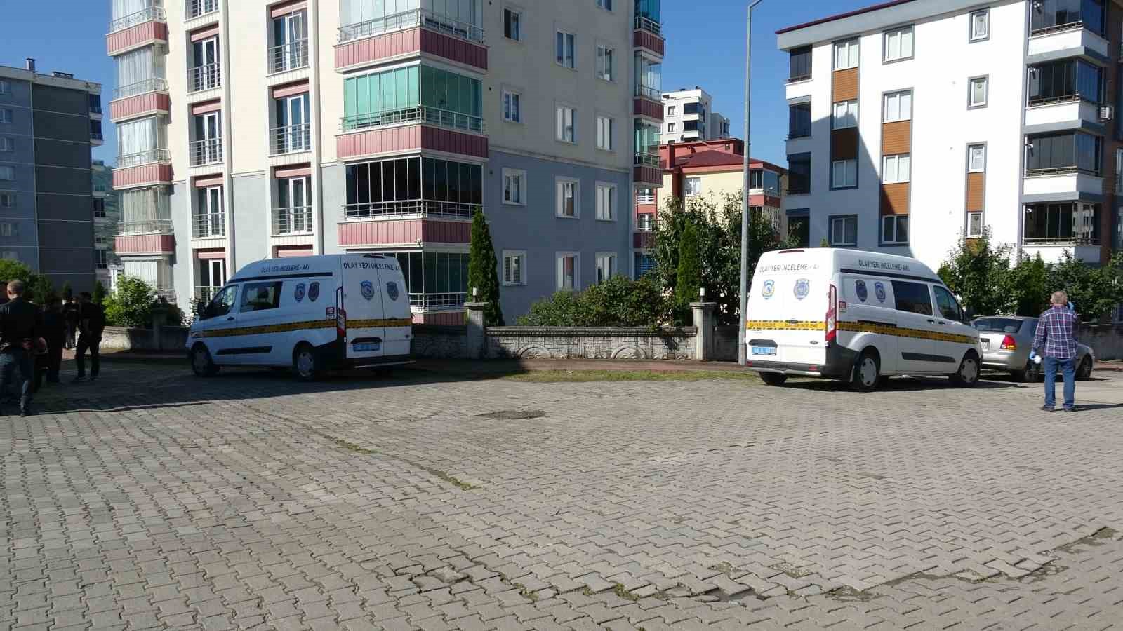 samsunda-insansiz-hava-araci-dustu-evlerde-hasar-olustu