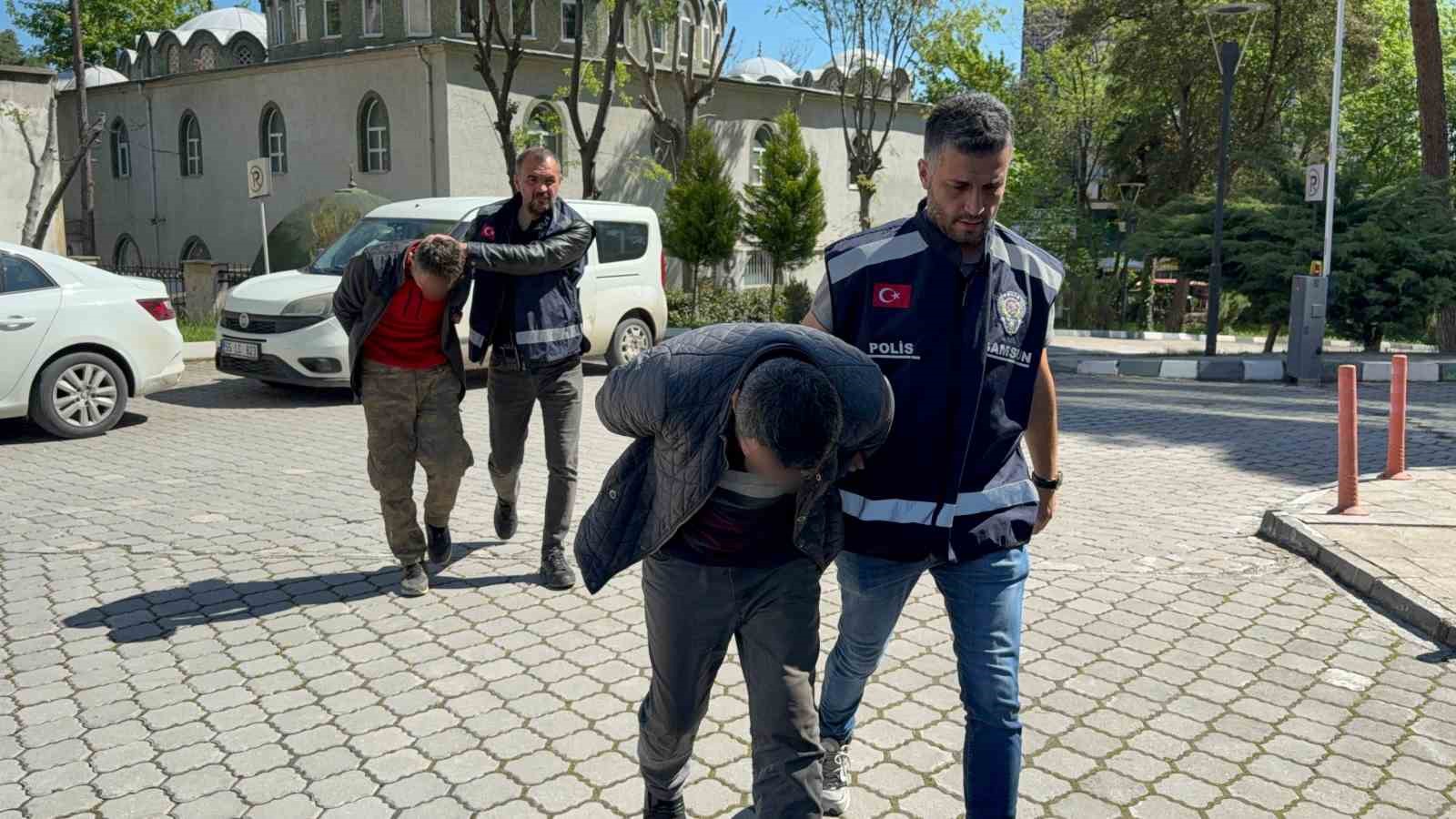 samsunda-is-yerinden-100-bin-liralik-hirsizlik-4-kisi-yakalandi