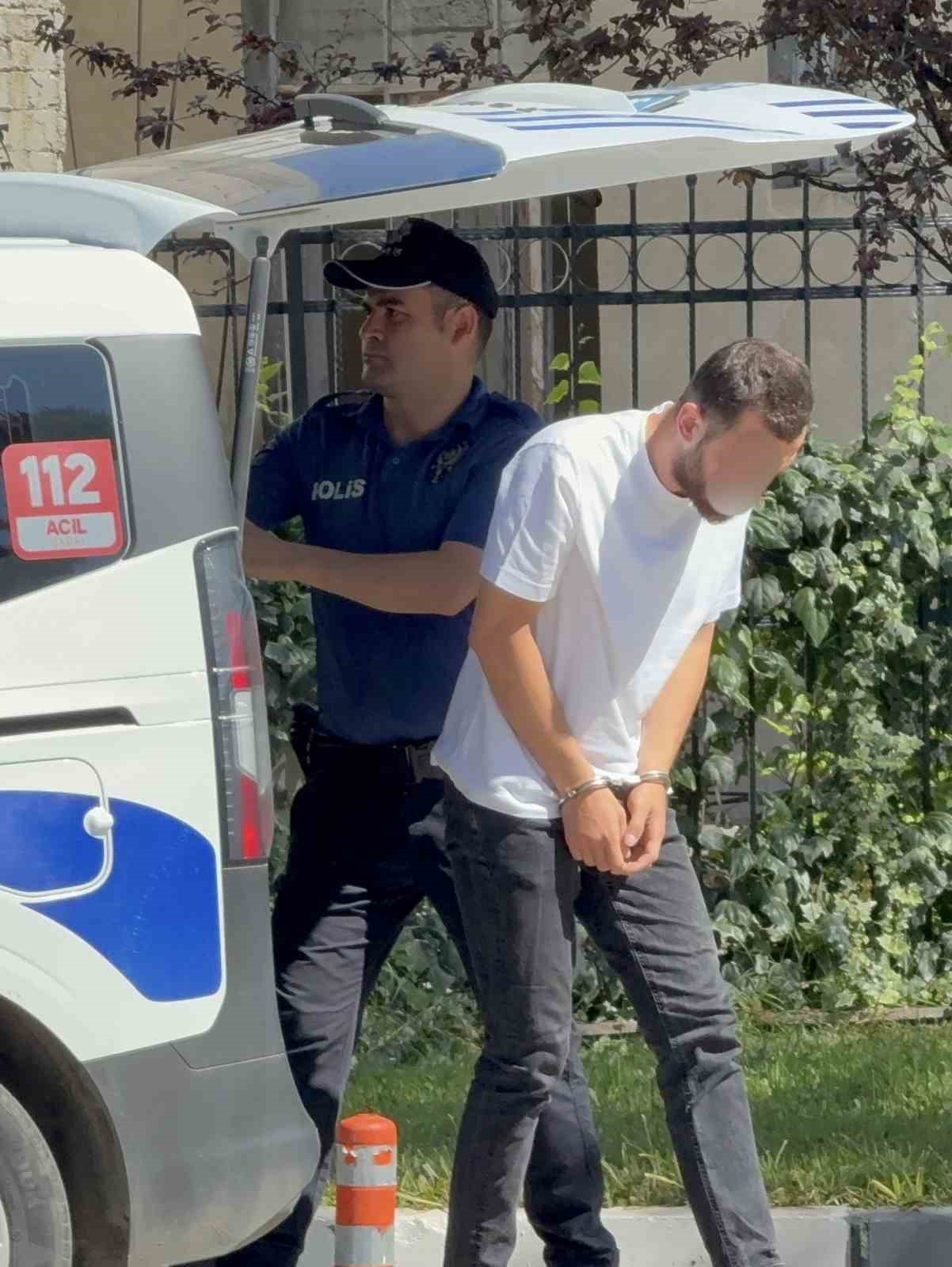 alacak-verecek-kavgasinda-kan-dokuldu-1-tutuklama