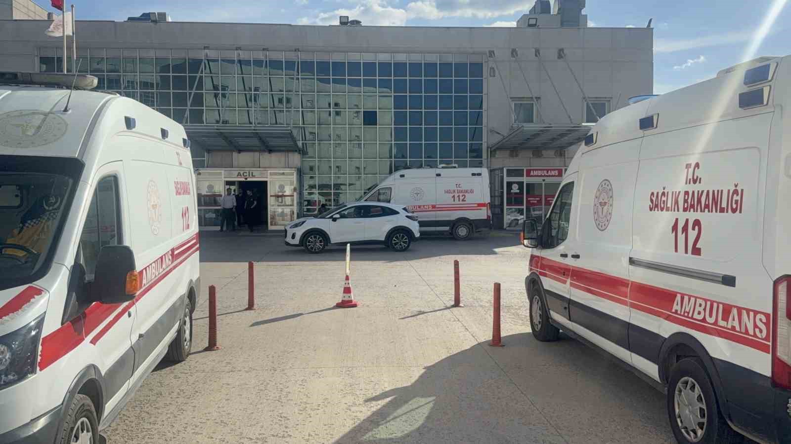 amca-ogullari-arasindaki-alacak-verecek-tartismasi-kanli-bitti-1-olu-3-yarali