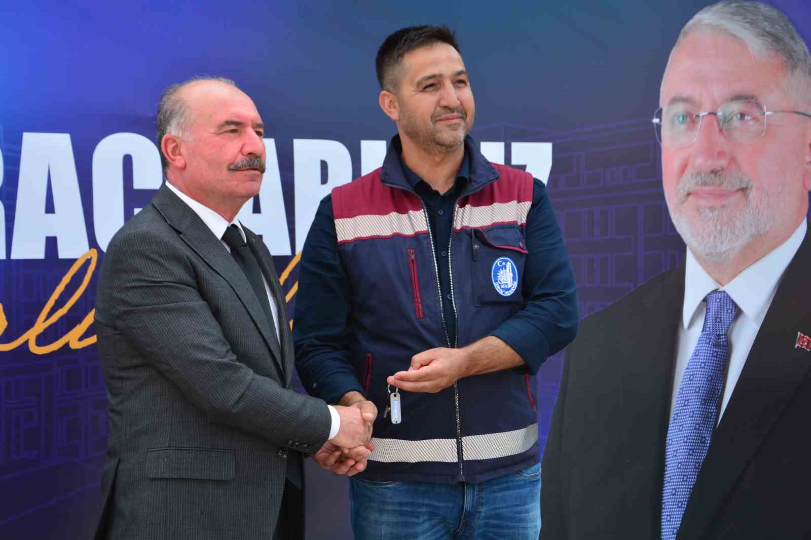 corum-belediyesi-83-milyon-liralik-yeni-arac-filosunu-hizmete-aldi