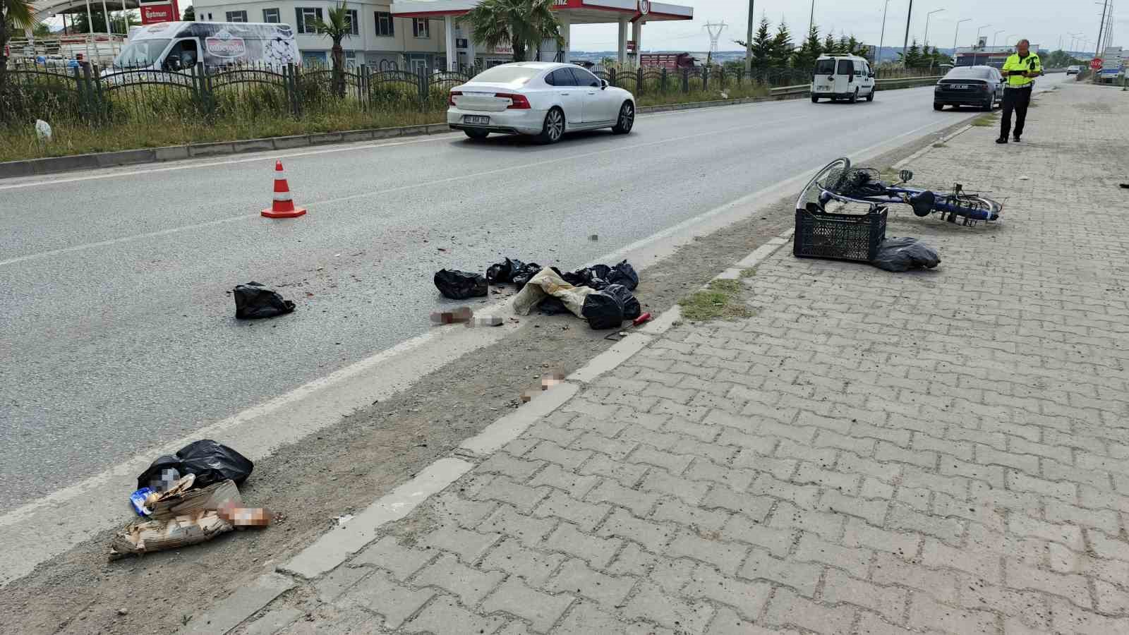 erfelek-belediye-baskaninin-makam-aracinin-carptigi-bisikletli-yaralandi