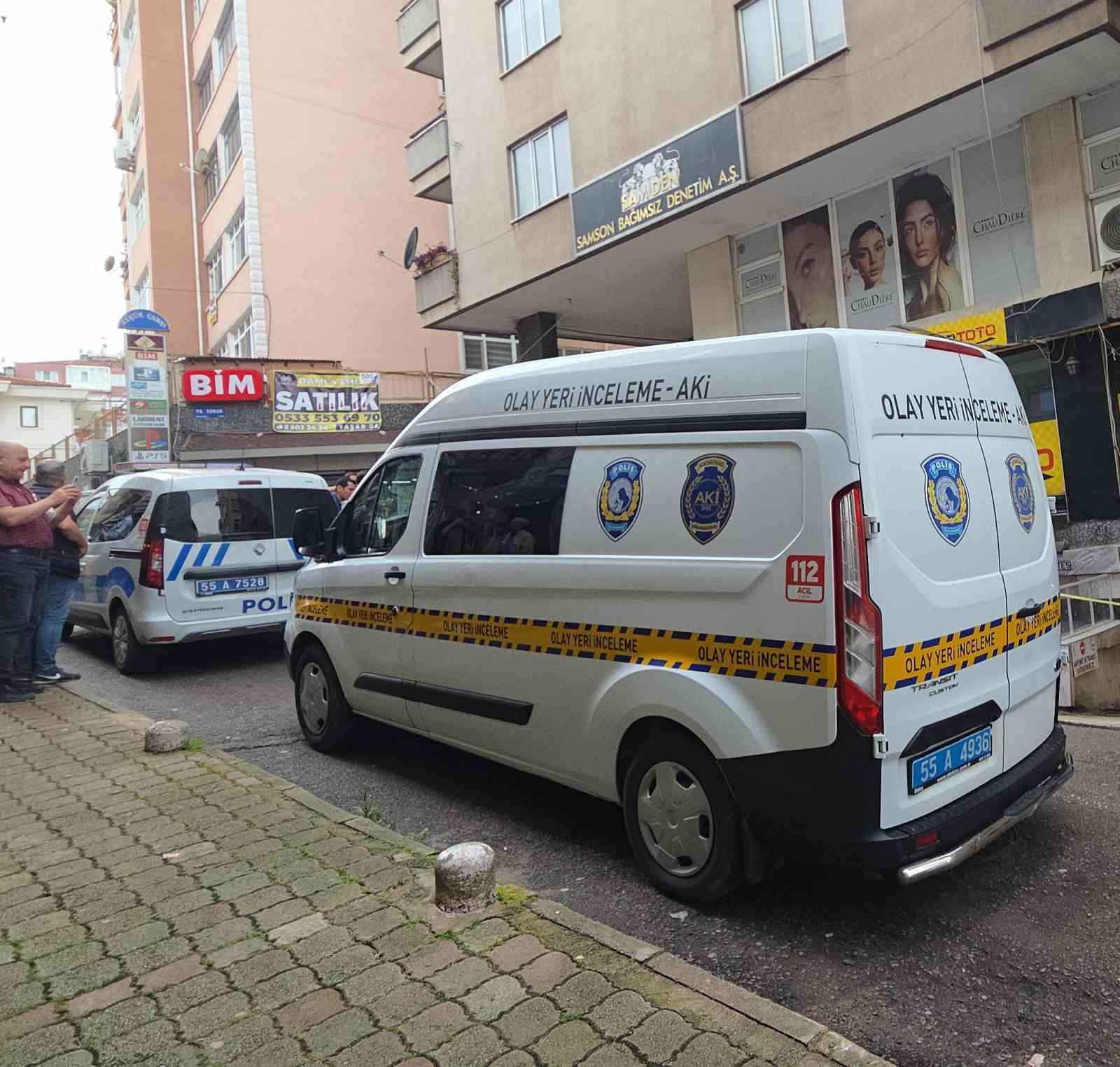 koftecide-yangin-panigi-apartman-ve-esnaf-sikayetci-oldu