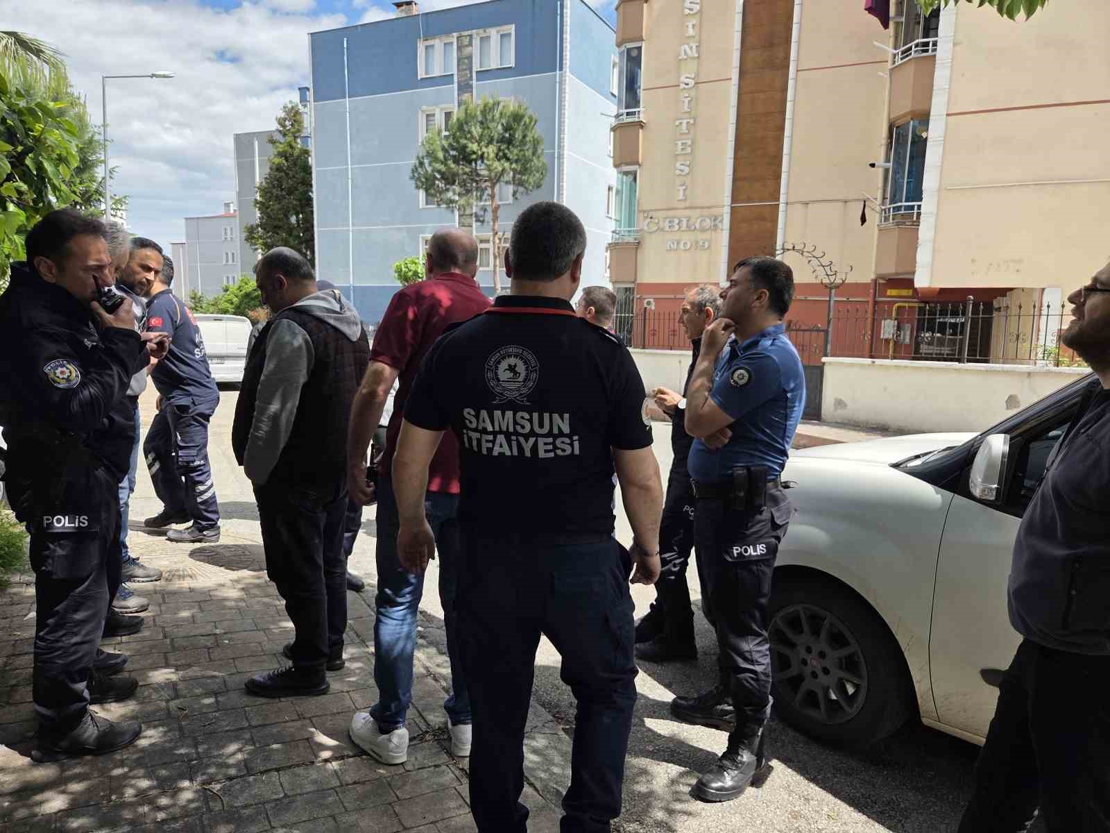 mahallede-panik-genc-kadin-2-saat-sonra-ikna-oldu
