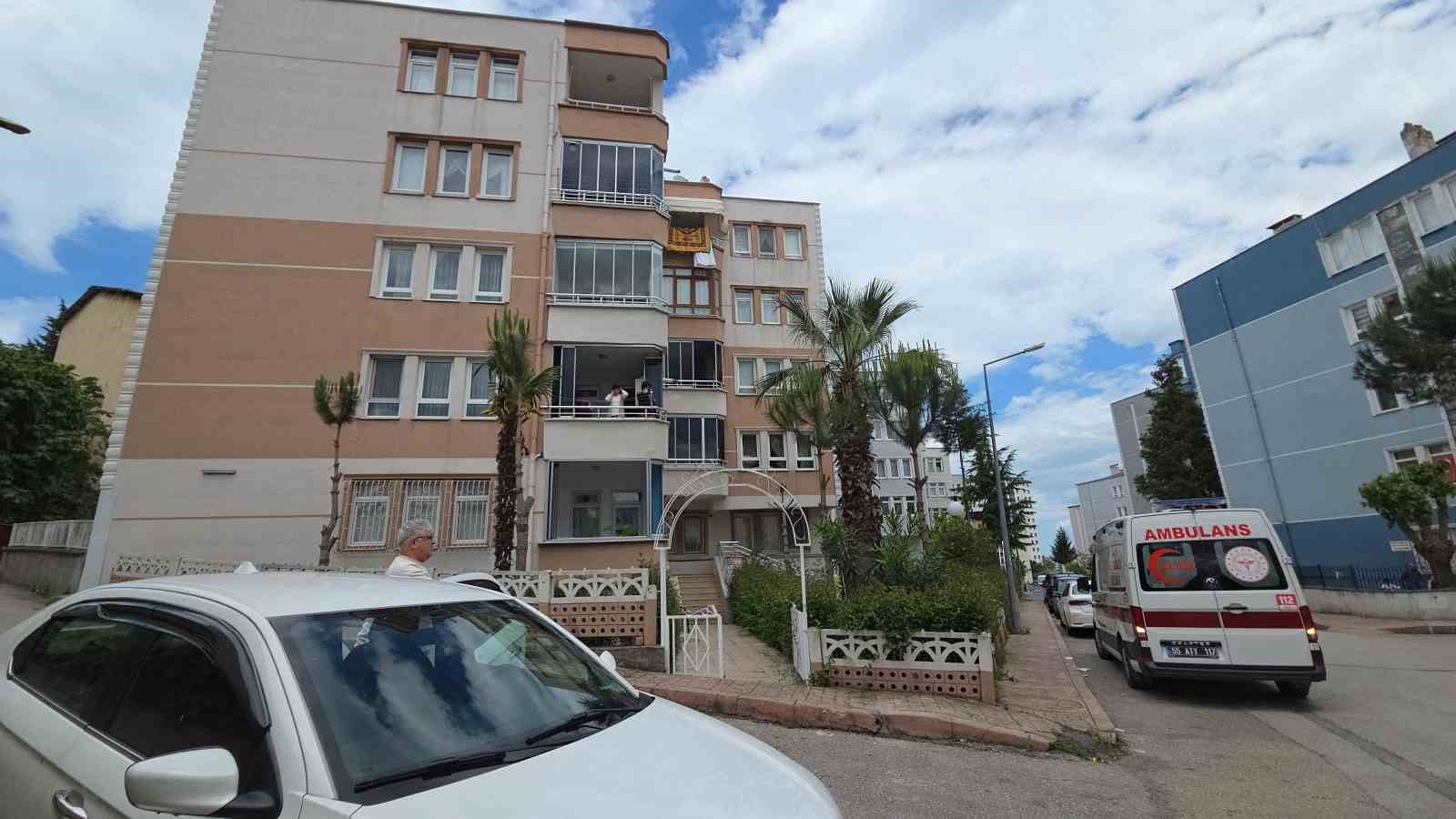 mahallede-panik-genc-kadin-2-saat-sonra-ikna-oldu
