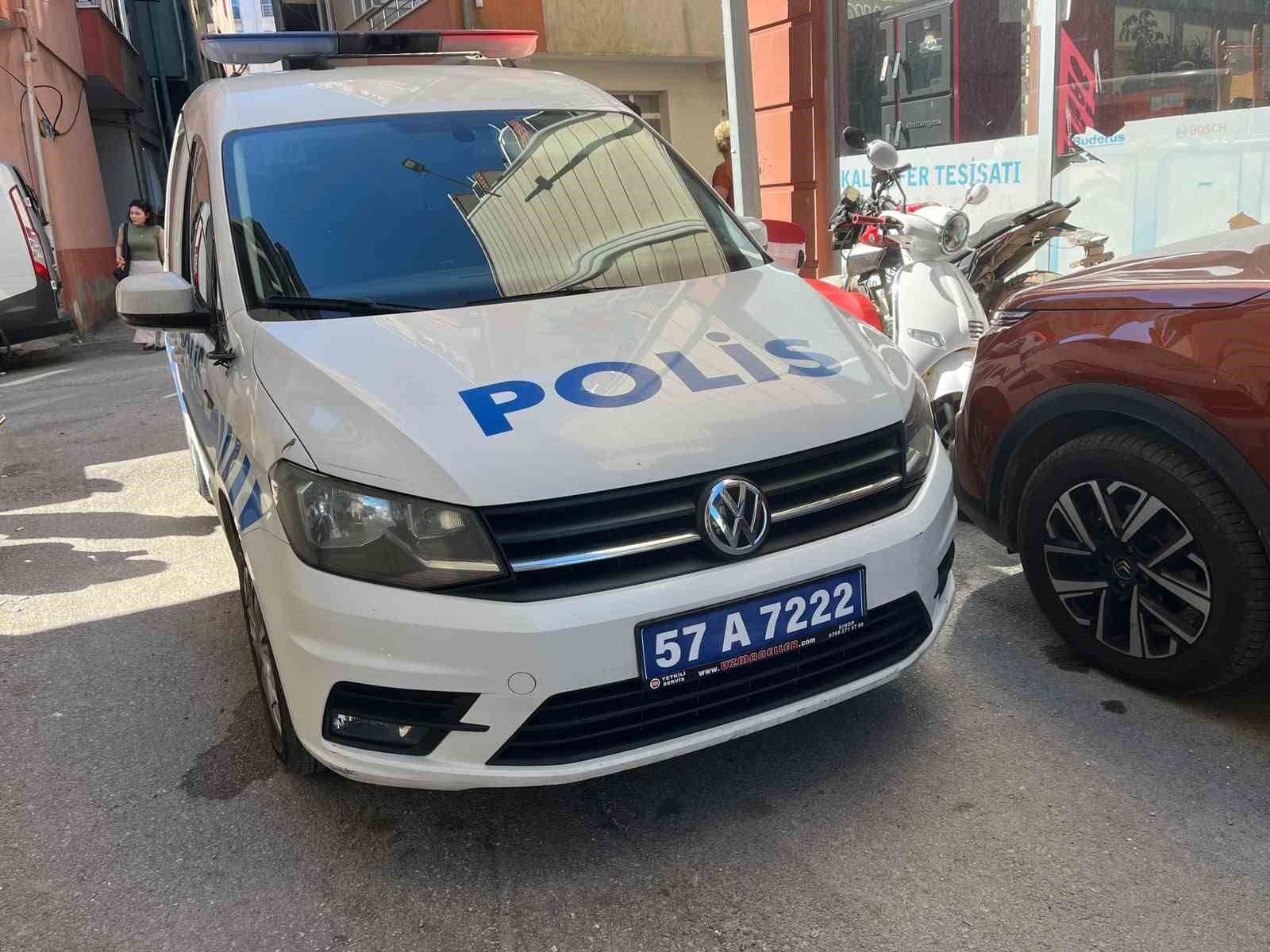 sinopta-56-yasindaki-adam-misafirlige-gittigi-evde-hayatini-kaybetti