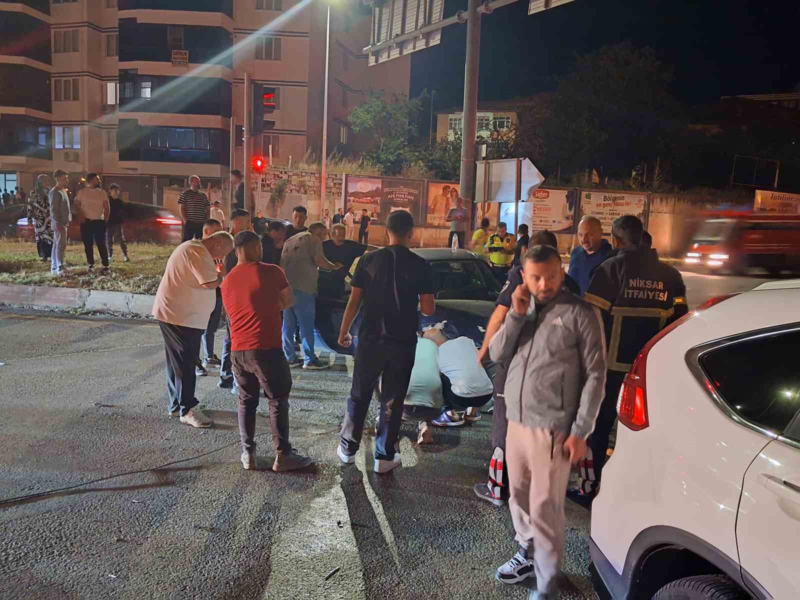 tokatta-zincirleme-trafik-kazasi-5-yarali
