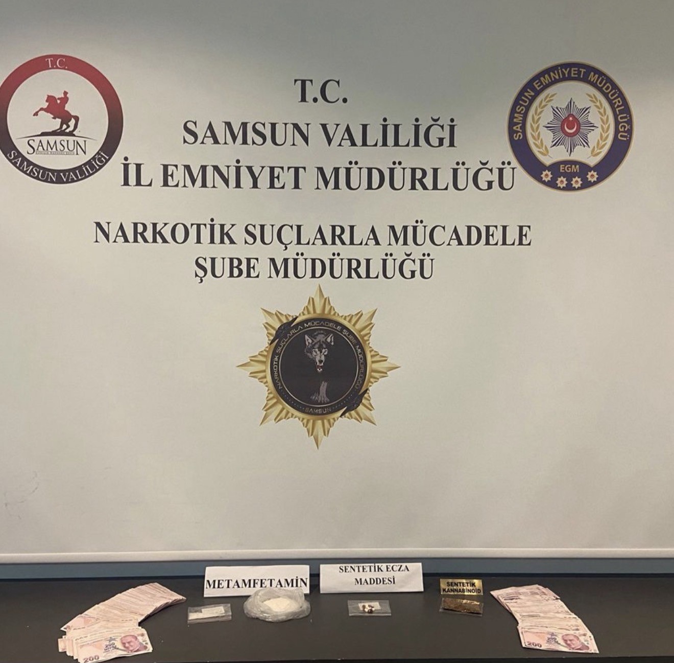 uyusturucu-operasyonunda-zehir-tacirlerine-darbe