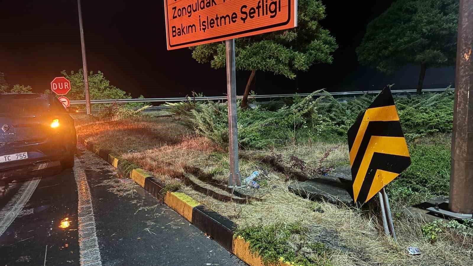 alapli-akcakoca-yolunda-kaza5-yarali