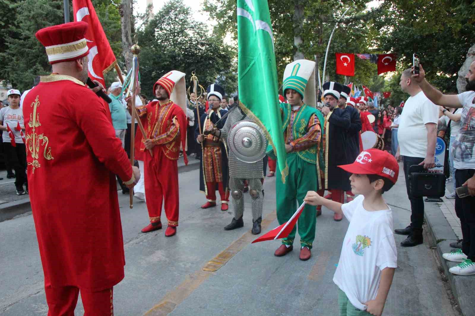 amasyada-mehterli-milli-irade-yuruyusu-yapildi