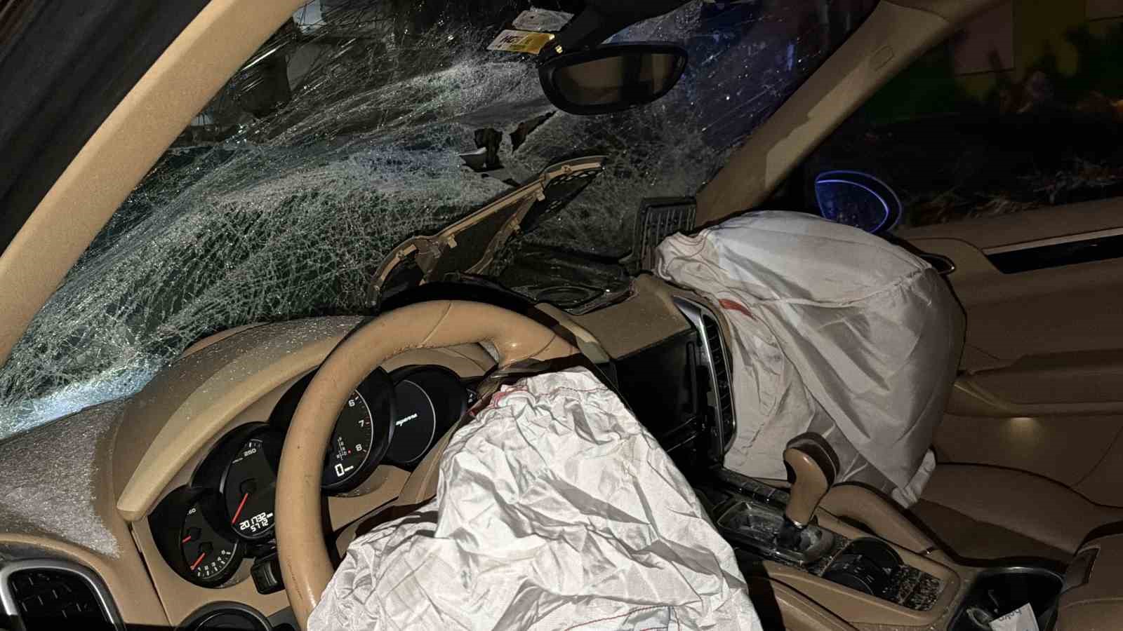 boluda-luks-suv-park-halindeki-tira-carpti-1-yarali