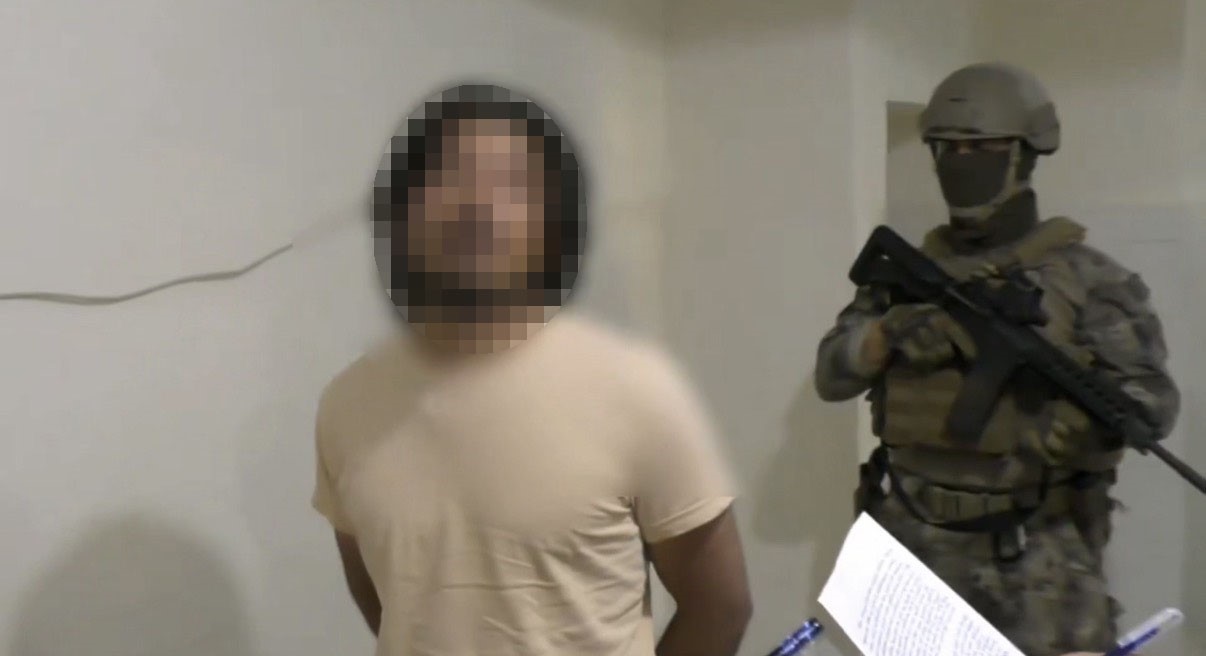 duzce-ve-bursada-deas-operasyonu-13-gozalti