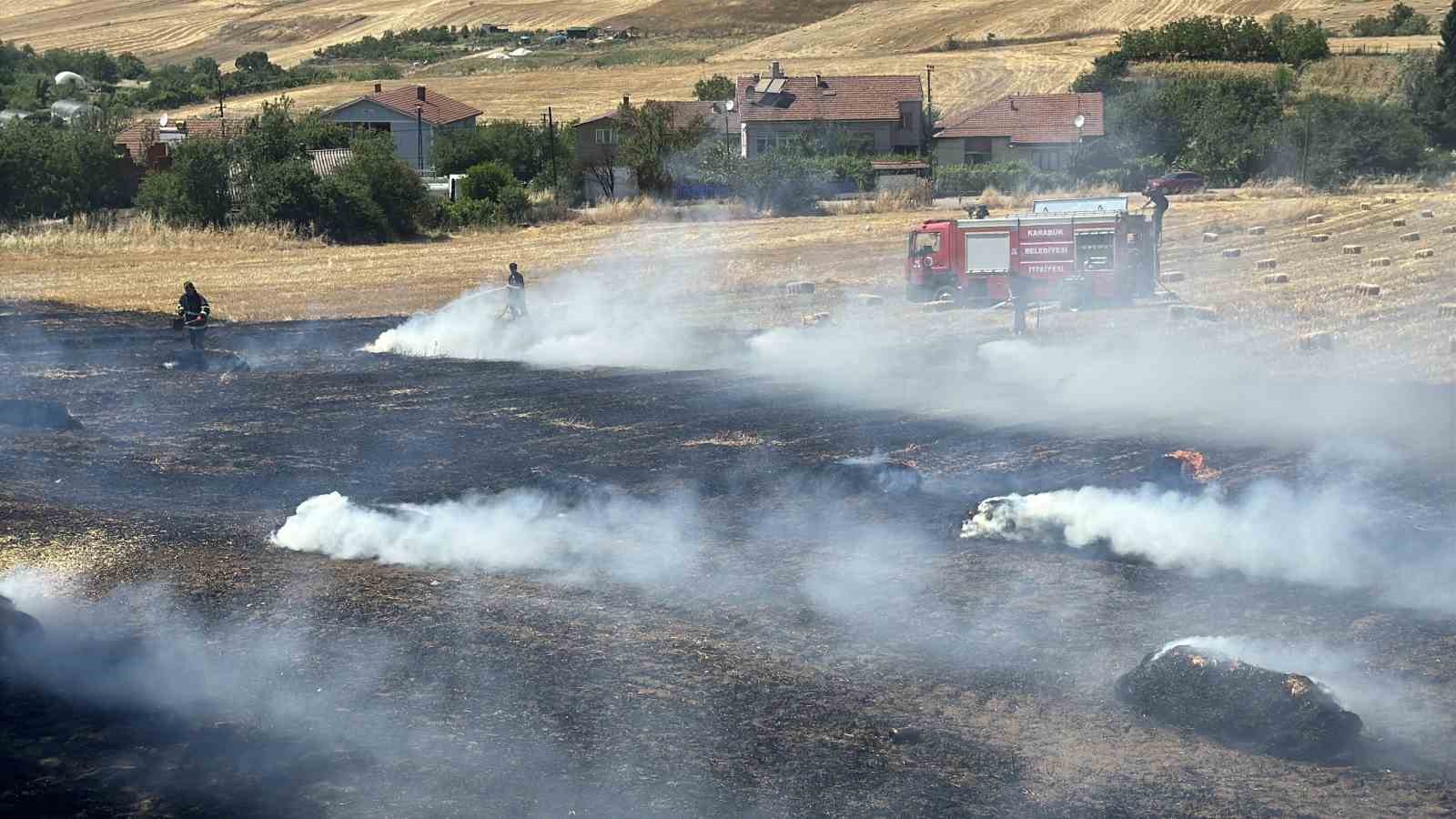ekin-tarlasinda-cikan-yanginda-3-donum-alan-zarar-gordu