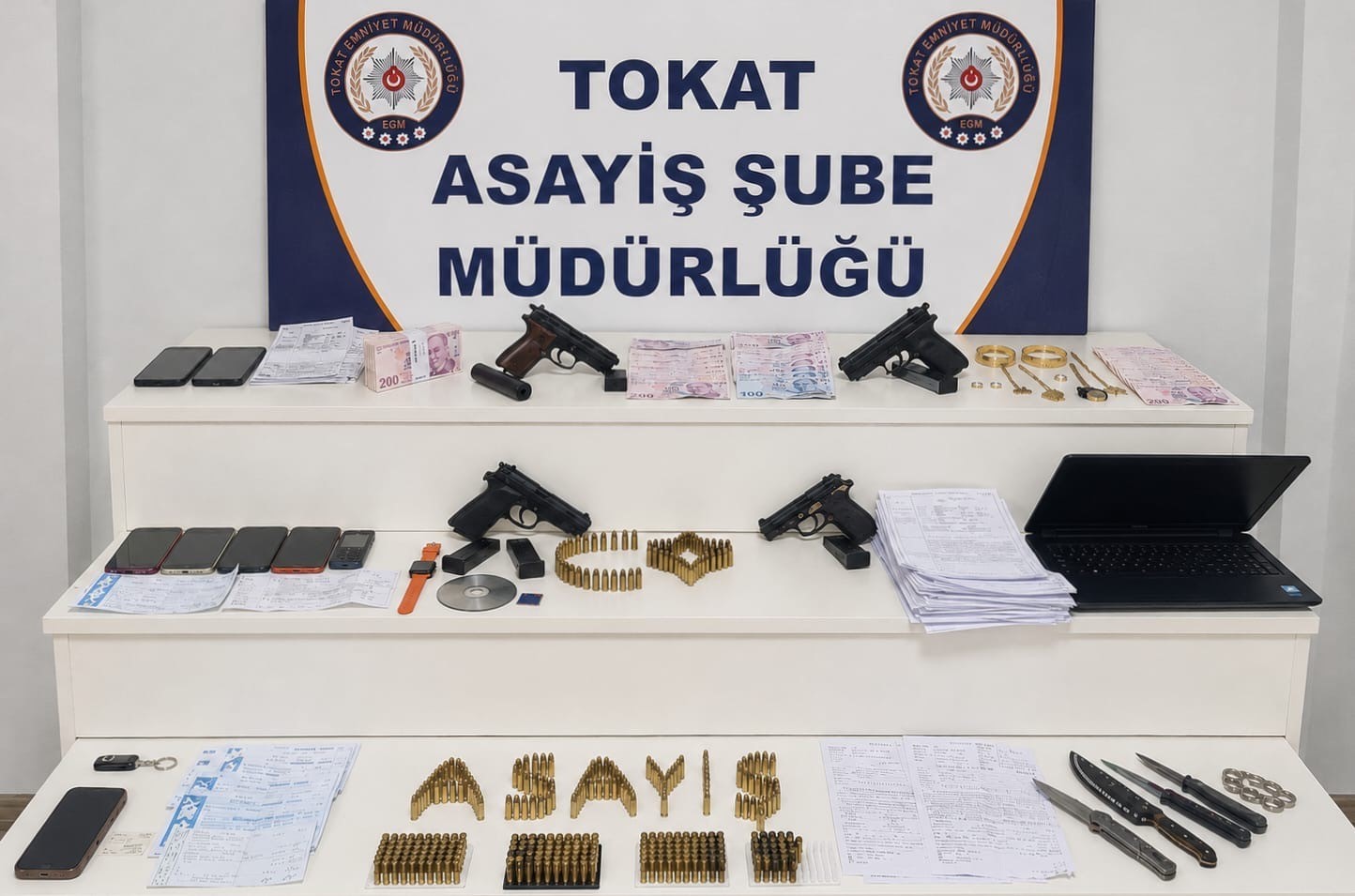 galericilik-uzerinden-kurulan-vurgun-zinciri-polis-ekiplerince-cokertildi