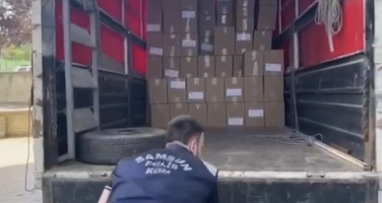 kacak-makaron-operasyonunda-1-milyon-350-bin-adet-ele-gecirildi