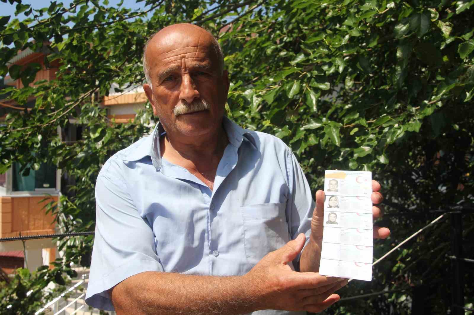 karadeniz-fikrasi-gibi-mahalle-herkesin-soyadi-ayni