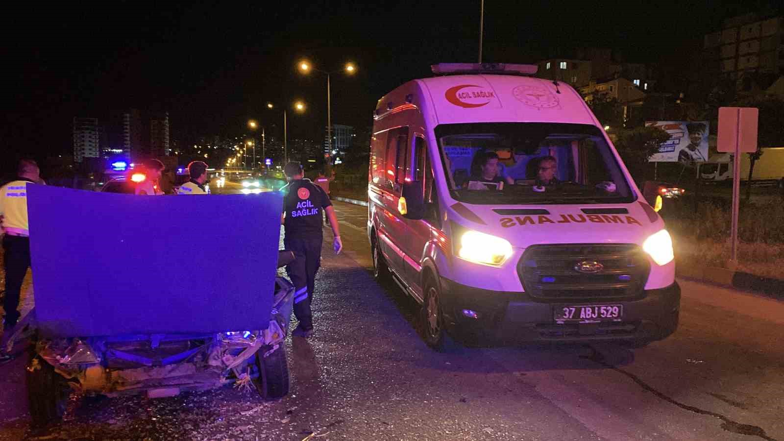 kastamonuda-tofas-marka-otomobil-tira-carpti-5-yarali