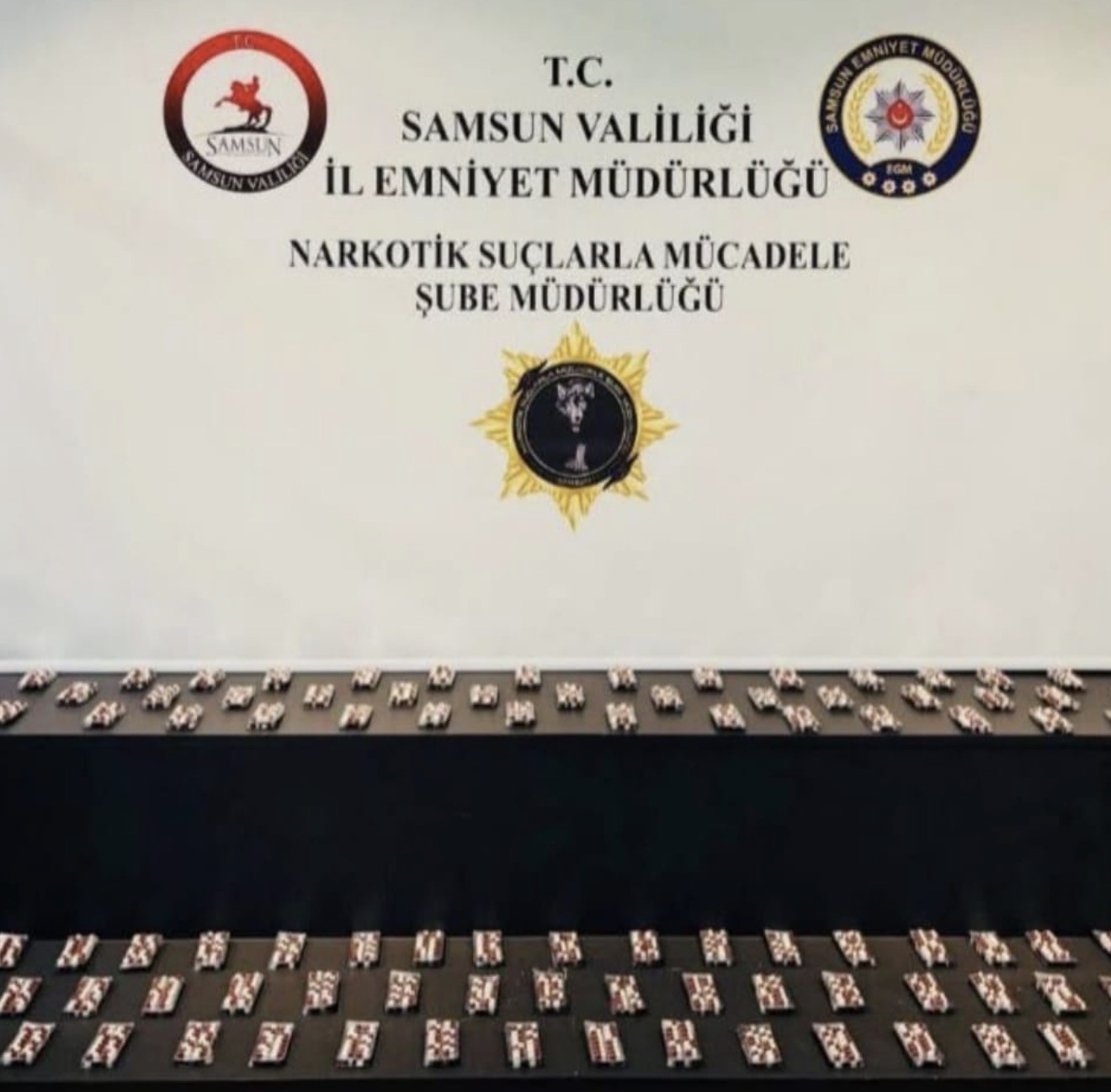samsunda-4-ilcede-uyusturucu-operasyonu-6-gozalti
