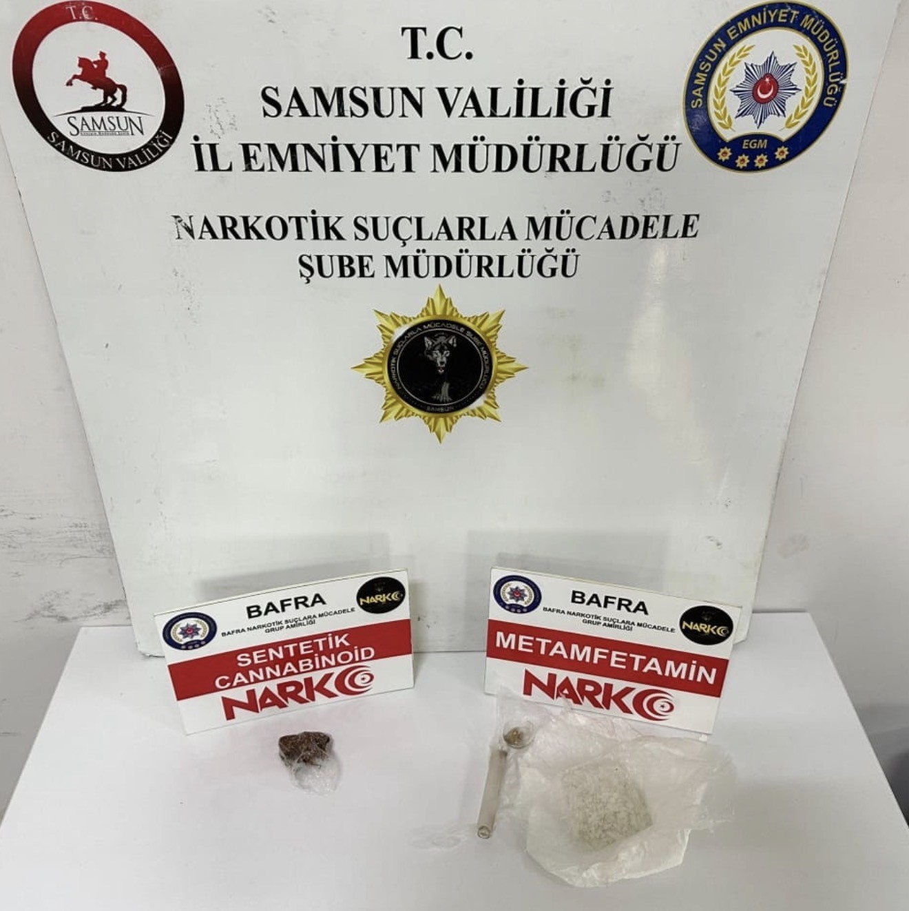 samsunda-4-ilcede-uyusturucu-operasyonu-6-gozalti