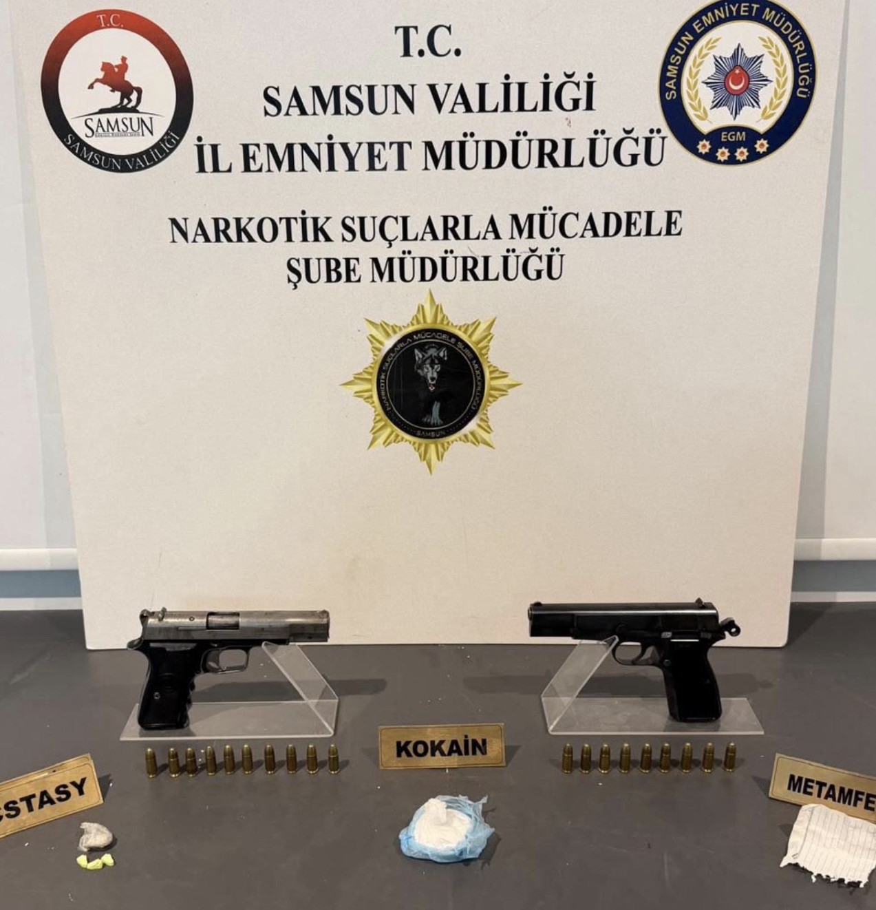 samsunda-uyusturucu-ve-silah-operasyonu