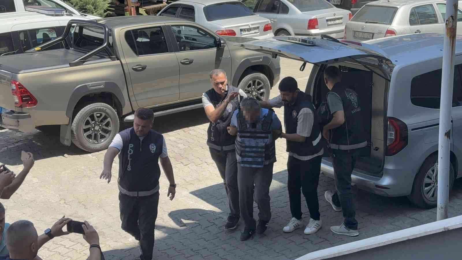 yardim-icin-polise-kosan-cocuklarin-cabasi-annelerini-kurtarmaya-yetmedi