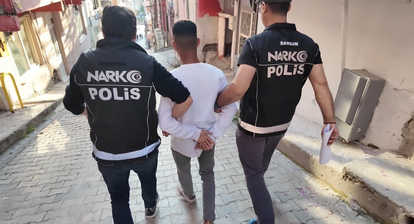 yasa-disi-bahis-cetesine-dev-darbe-10-milyarlik-vurgun-agi-cokertildi