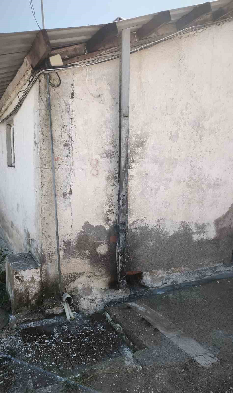 boluda-hindi-ciftliginde-korkutan-yangin-facianin-esiginden-donuldu