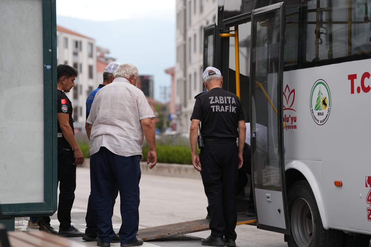 boluda-otobus-ve-taksilere-hijyen-ve-guvenlik-denetimi