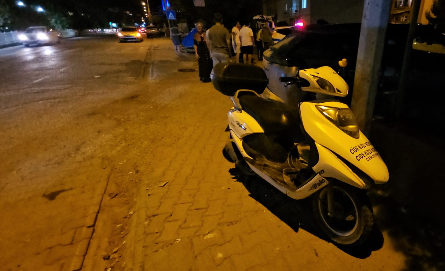 cidede-otomobil-ile-motosiklet-carpisti-1-yarali