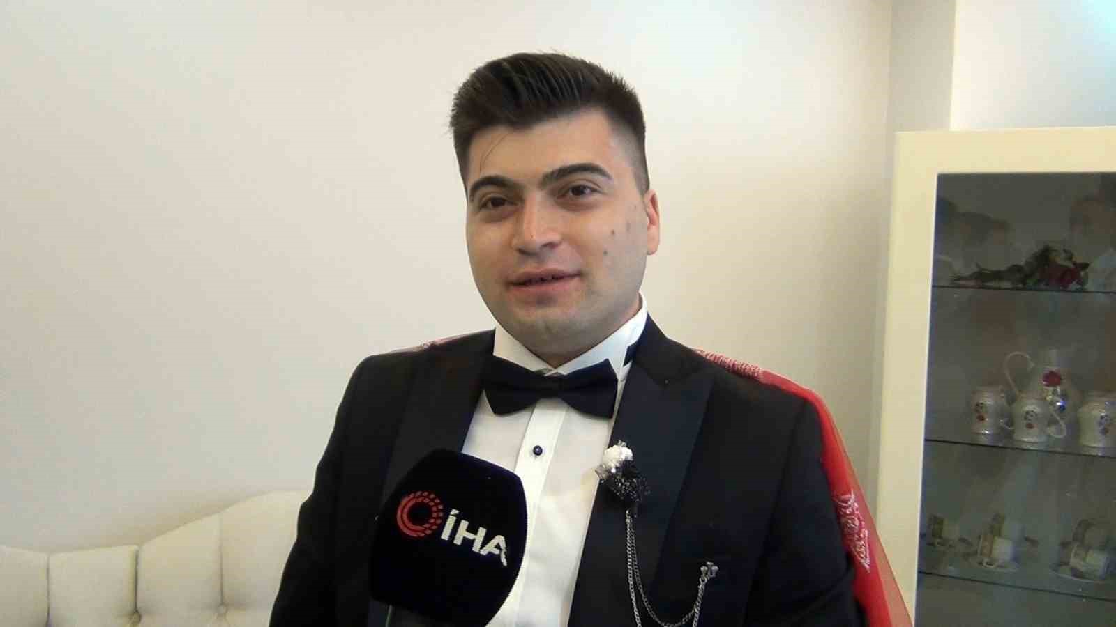 corumda-dugune-italyan-damgasi-iki-italyan-halay-cekip-ciftetelli-oynadilar