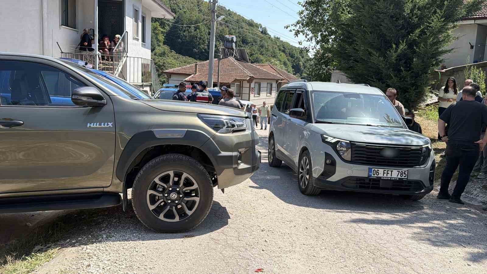 duzcede-arazi-kavgasi-kanli-bitti-yengesini-pompali-tufekle-oldurdu