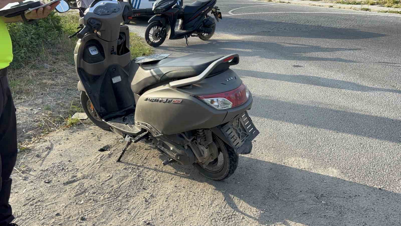 duzcede-otomobil-ile-motosiklet-carpisti-1-yarali