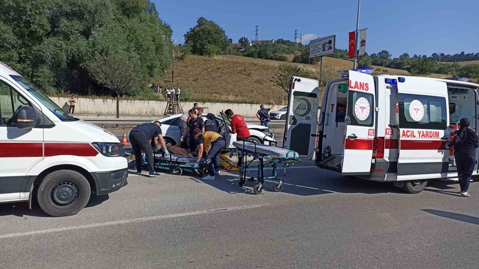 havzada-zincirleme-trafik-kazasi-2-yarali