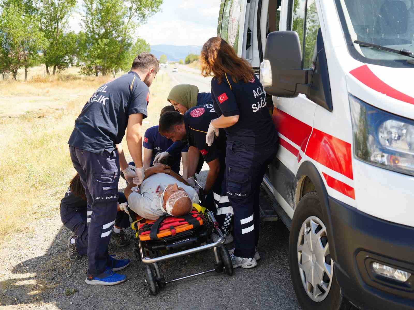 kastamonuda-cip-ile-otomobil-carpisti-1i-agir-5-yarali