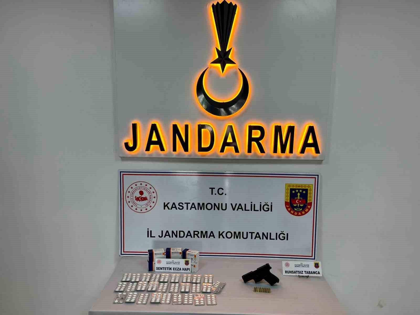 kastamonuda-uyusturucu-operasyonu-18-supheli-gozaltina-alindi-1-kisi-tutuklandi