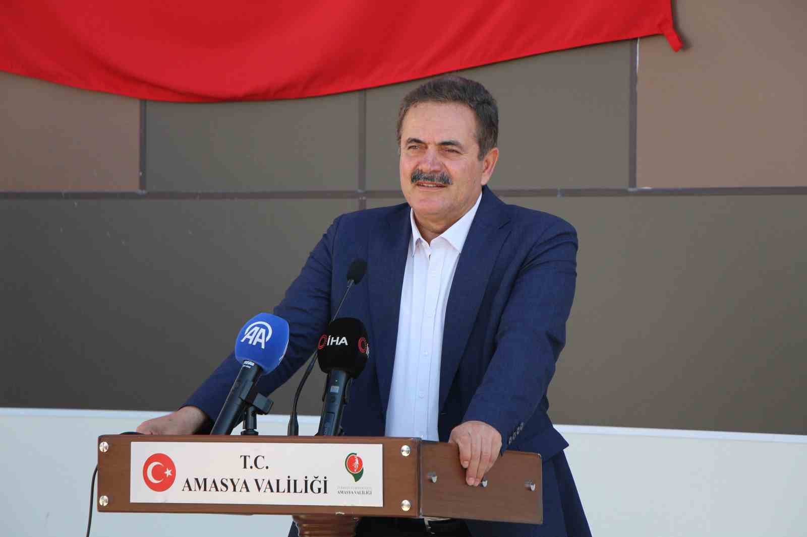 milletvekili-ipek-dunyada-en-iyi-saglik-hizmeti-veren-ulke-turkiye